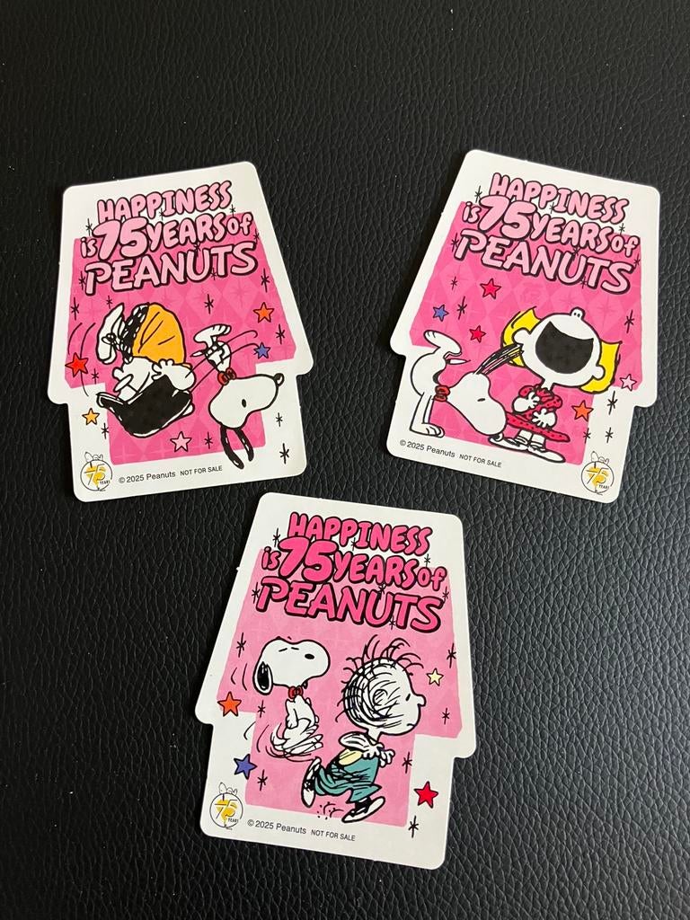 Peanuts Snoopy 75 jaar stickers, Verzamelen, Ophalen of Verzenden, Zo goed als nieuw