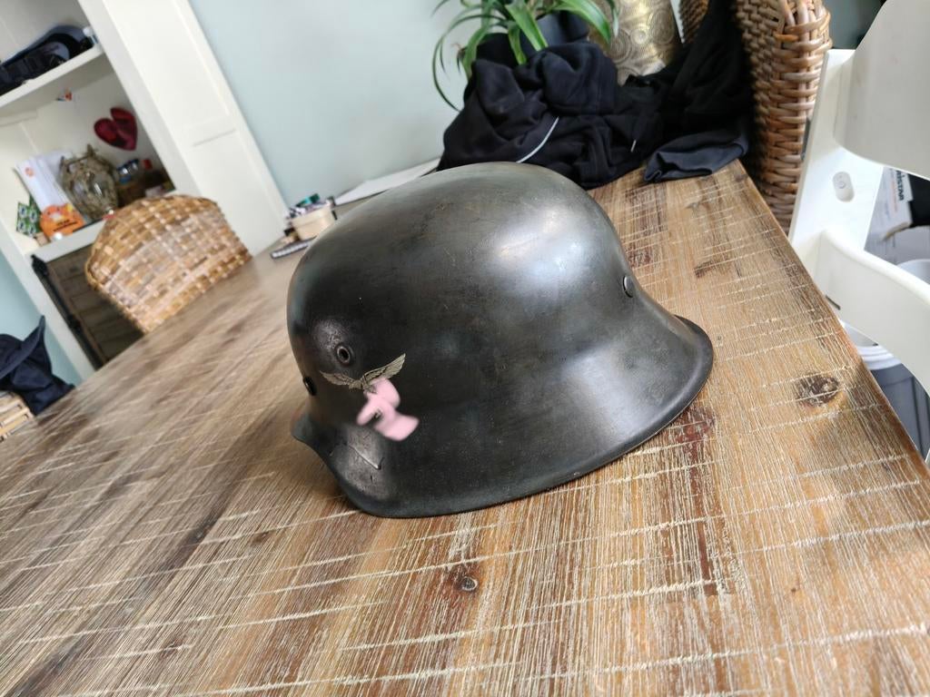 Originele Duitse M42 Luftwaffe helm, Verzamelen, Militaria | Algemeen, Ophalen of Verzenden, Luchtmacht, Duitsland, Helm of Baret