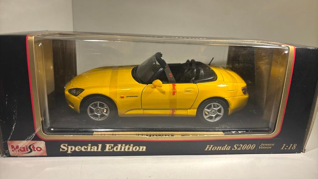 Honda s2000 japanese version yellow maisto 1.18, Hobby en Vrije tijd, Modelauto's | 1:18, Maisto, Ophalen of Verzenden, Motor