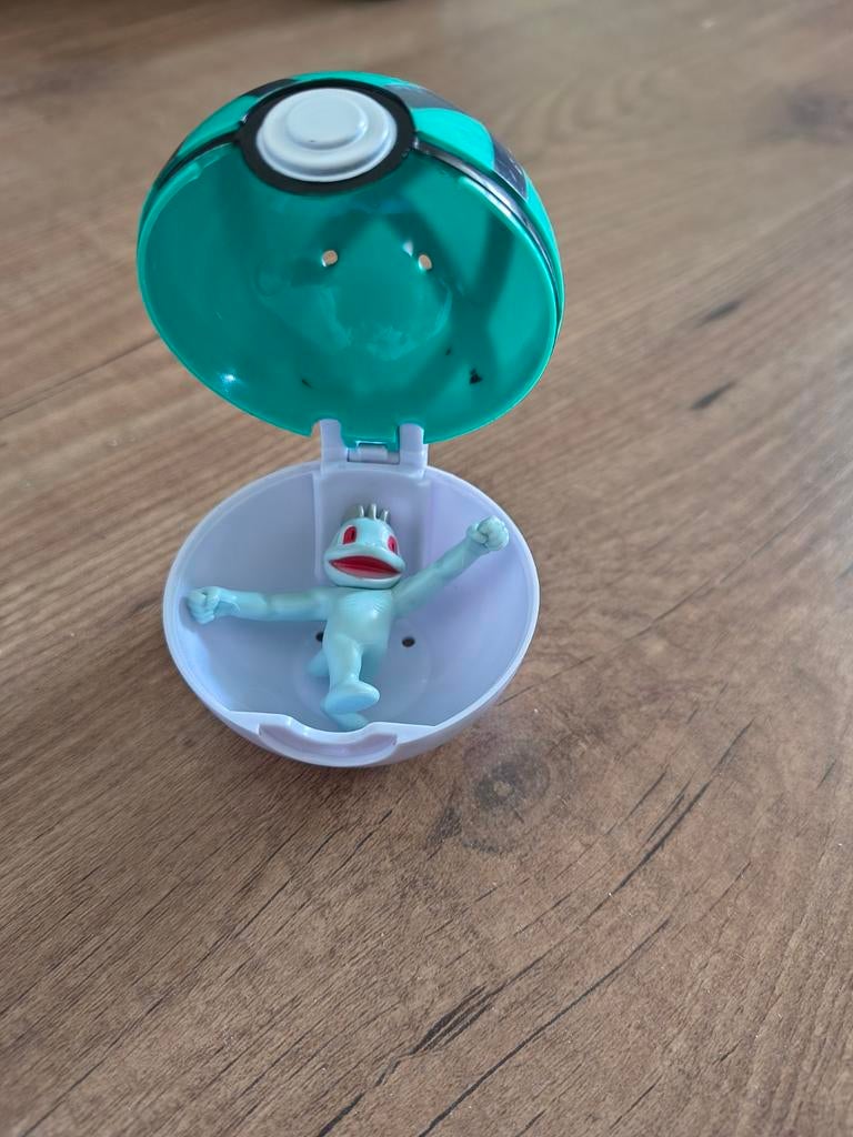 Pokémon Machop figuur met Pokébal, Ophalen, Gebruikt