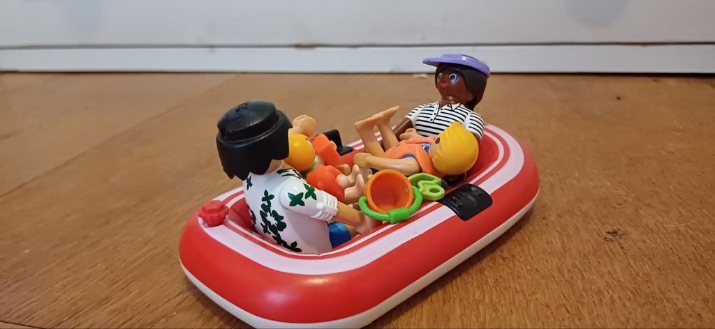 Playmobil bootje met twee poppetjes en accessoires, Ophalen of Verzenden