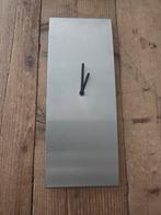 Rvs / aluminium klok, Ophalen of Verzenden, Wandklok