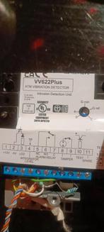 2 Aritech trillings detectoren voor alarm, Ophalen of Verzenden, Detector, Sensor of Melder, Raam of Deur