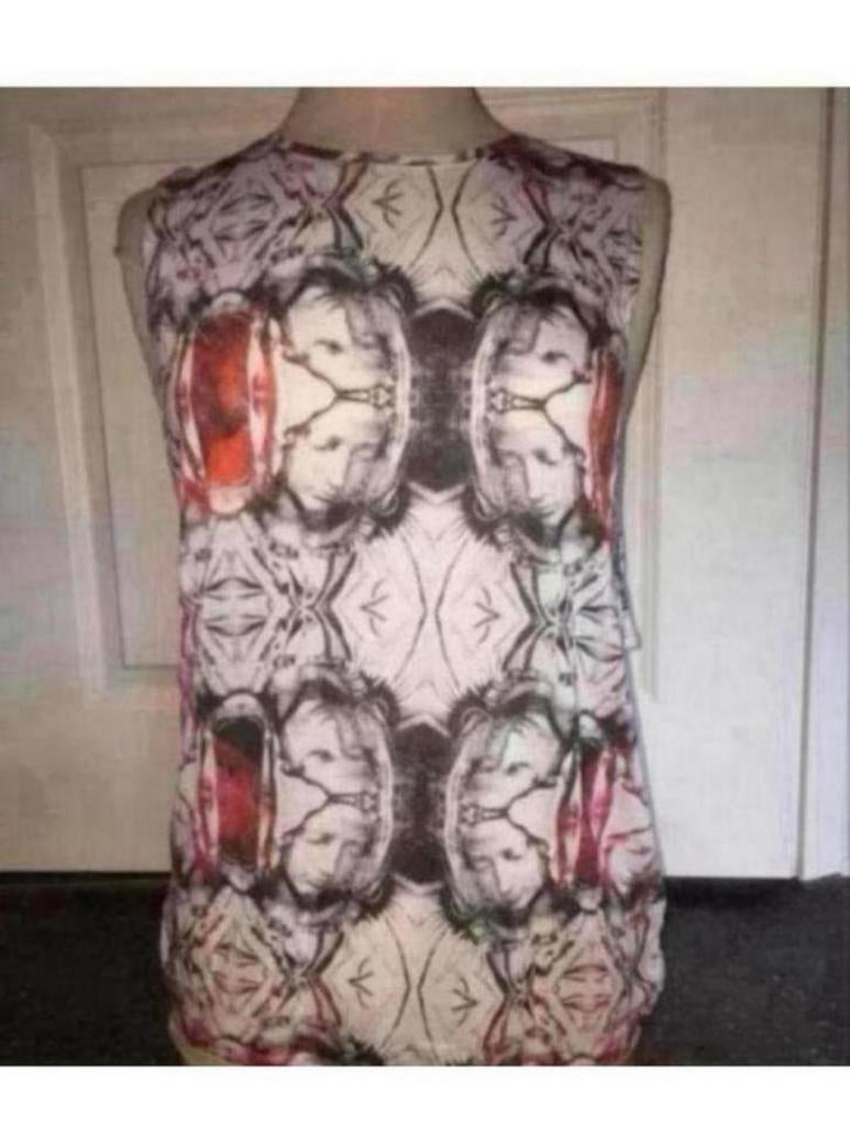 Supertrash top maat m, Kleding | Dames, Ophalen of Verzenden, Zo goed als nieuw, Zwart, Zonder mouw