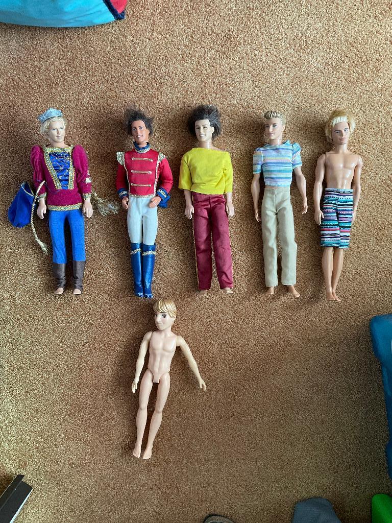 Mannen barbies, Kinderen en Baby's, Speelgoed | Poppen, Ophalen of Verzenden, Gebruikt, Barbie