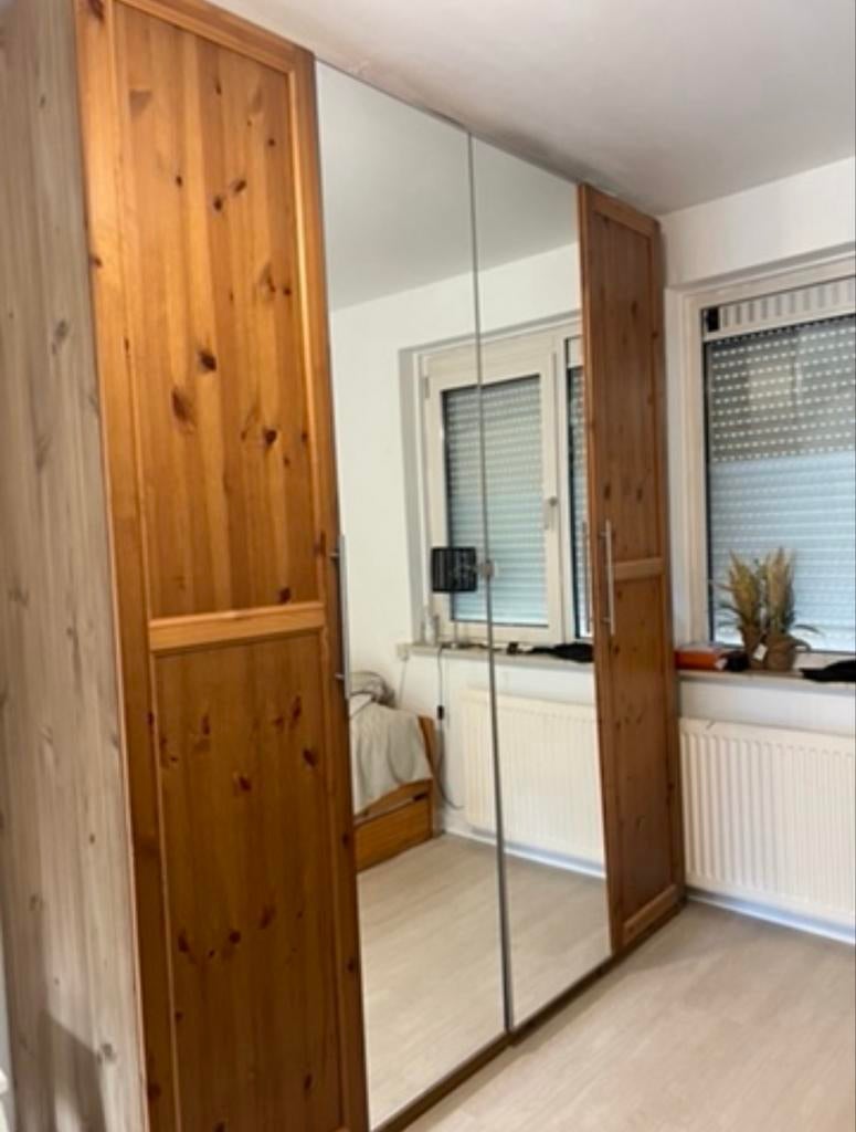 Mooie en ruime IKEA PAX kast met spiegeldeuren, Huis en Inrichting, Kasten | Kledingkasten, Gebruikt, 200 cm of meer, 150 tot 200 cm