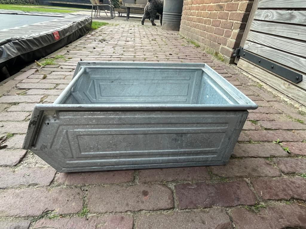 Stalen magazijnbakken, Doe-het-zelf en Verbouw, Kratten en Dozen, Ophalen, Gebruikt, 50 tot 75 cm, Minder dan 40 cm