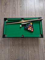 Kleine complete pooltafel voor uren speelplezier, Ophalen of Verzenden, Gebruikt, Pooltafel