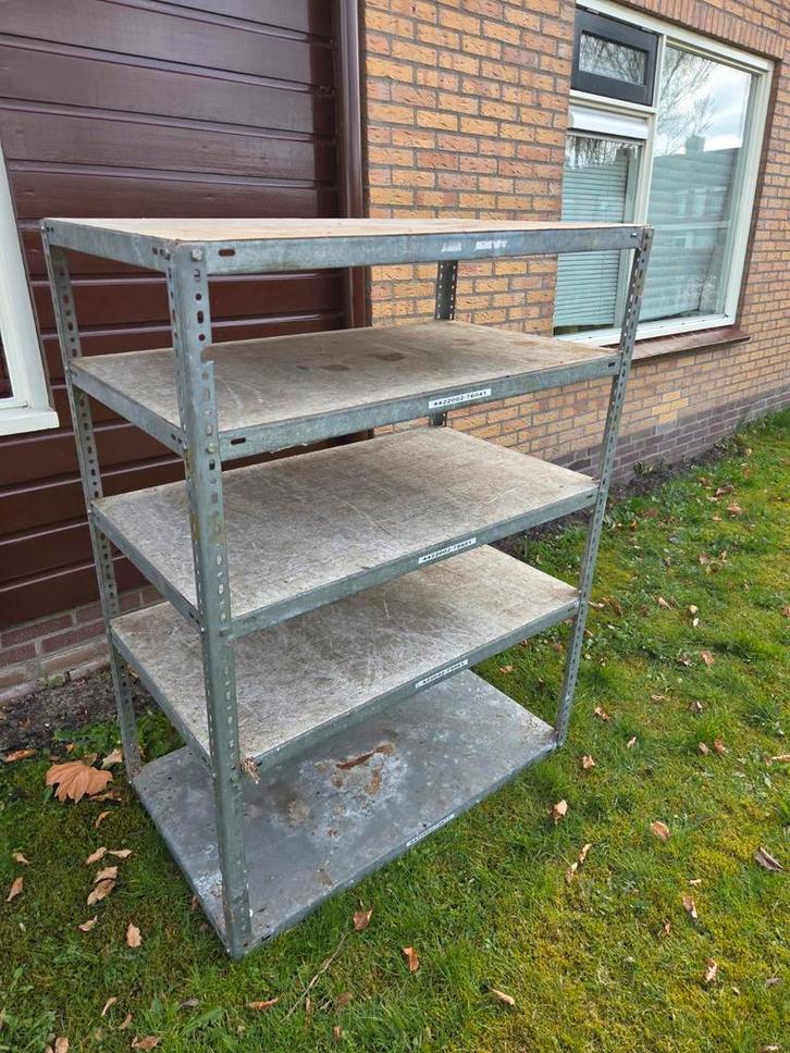 Metalen stelling met metalen legborden met plastic laagje, Huis en Inrichting, Kasten | Stellingkasten, Ophalen