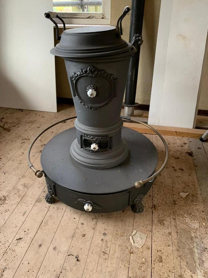 Antieke Gaskachel - Vrijstaand en Decoratief, Huis en Inrichting, Kachels, Gebruikt, Vrijstaand, Gaskachel, Gas, Ophalen of Verzenden