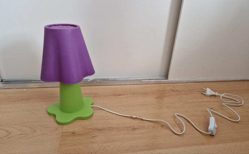 Ikea lamp paars bloem boom vintage retro mammut, Huis en Inrichting, Lampen | Tafellampen, Ophalen of Verzenden, Zo goed als nieuw