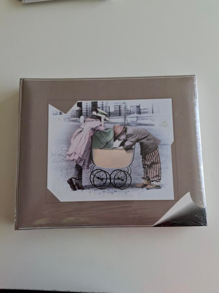 Fotoalbum.  Henzo., Ophalen of Verzenden, Voor 1940