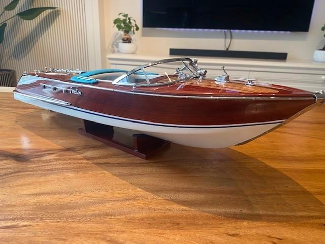 Riva Super Ariston schaalmodel 1:12 67 CM hout, Hobby en Vrije tijd, Modelbouw | Boten en Schepen, Nieuw, Groter dan 1:32, Ophalen of Verzenden