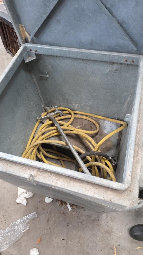 Robuuste watermeterput / bouwwaterput, Ophalen, Gebruikt