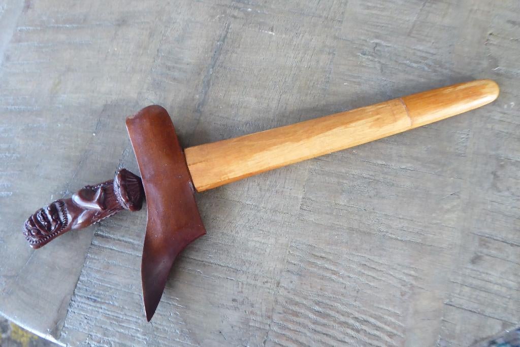 kleine antieke kris, Antiek en Kunst, Antiek | Overige Antiek, Ophalen of Verzenden