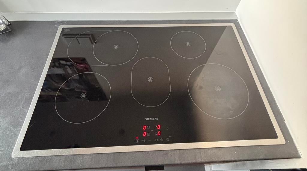 Siemens inductie kookplaat, Witgoed en Apparatuur, Kookplaten, Ophalen, 4 kookzones, Zo goed als nieuw, Inbouw