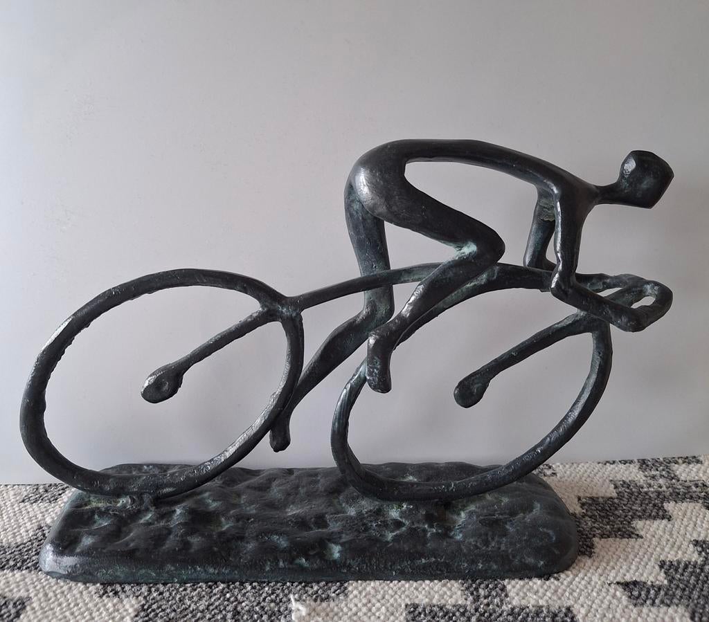 Abstract beeld wielrenner gietijzer, Ophalen of Verzenden, Zo goed als nieuw