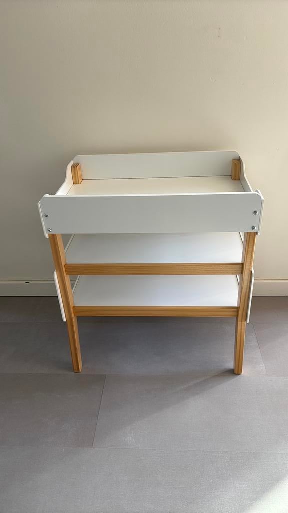 Poppen commode in nieuwstaat! OPHALEN, Ophalen, Zo goed als nieuw, Poppenhuis