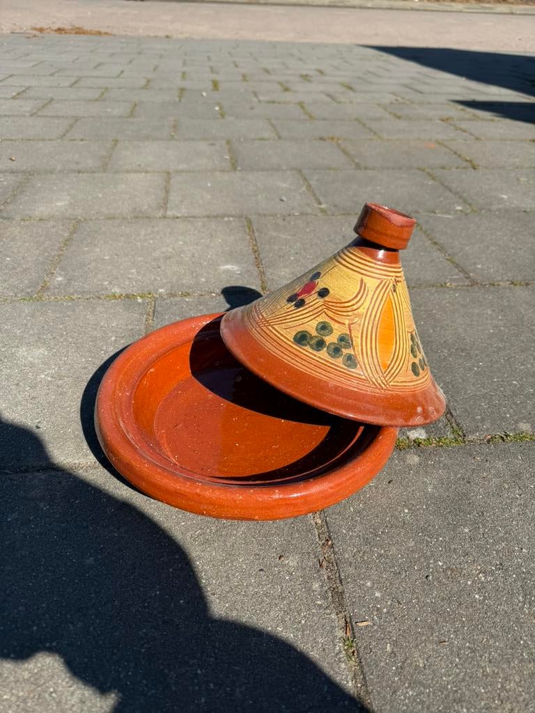 Marokaanse tajine, Ophalen, Zo goed als nieuw