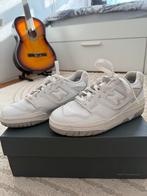 New Balance 550, Ophalen of Verzenden, Sneakers of Gympen, Grijs, Gedragen