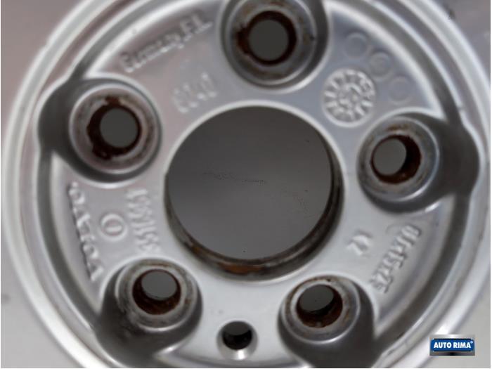 Velg van een Volvo 9-Serie, Auto-onderdelen, Banden en Velgen, Gebruikt, Velg(en), -, -
