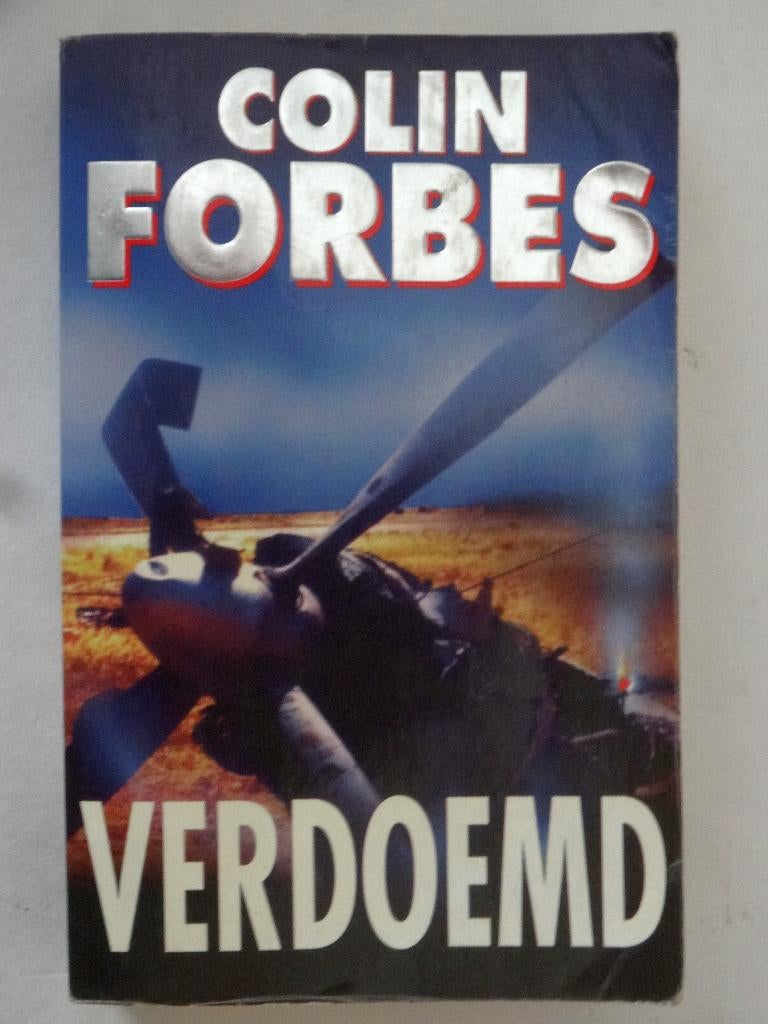 Verdoemd, Boeken, Tweede Wereldoorlog, Colin Forbes, Ophalen of Verzenden, Zo goed als nieuw