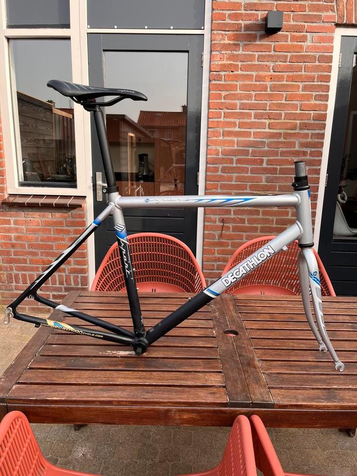 Decathlon Racefiets Frame 51 Wielrenfiets Aluminium Licht, Fietsen en Brommers, Fietsen | Racefietsen, Zo goed als nieuw, Overige merken