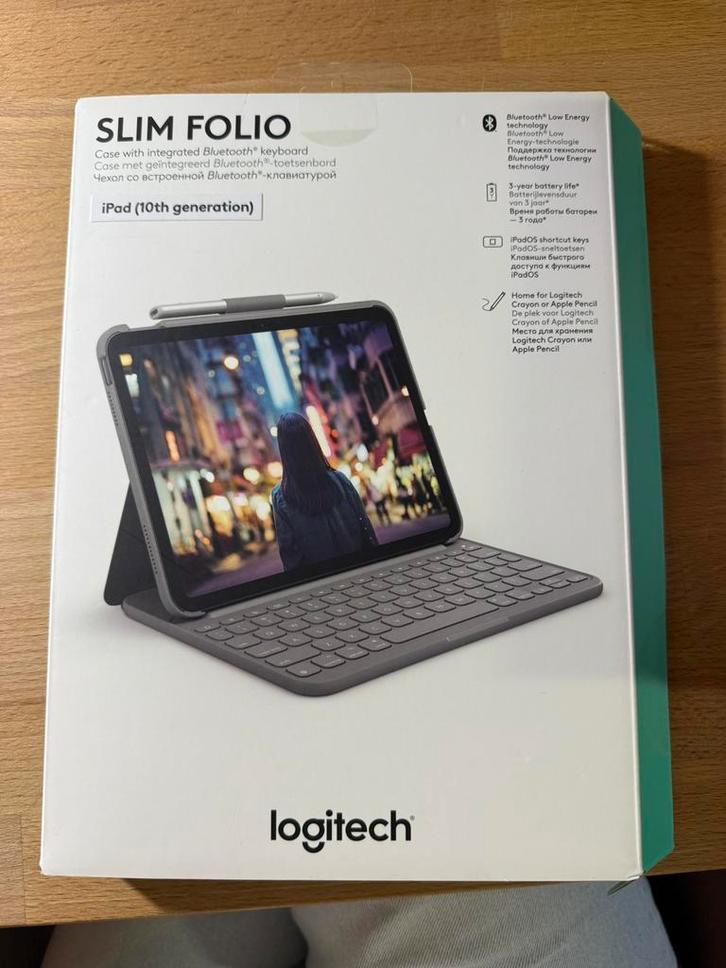 Logitech Slim folio Ipad 10e generatie, zgan in doos, Computers en Software, Tablet-hoezen, Zo goed als nieuw, Bescherming voor- en achterkant