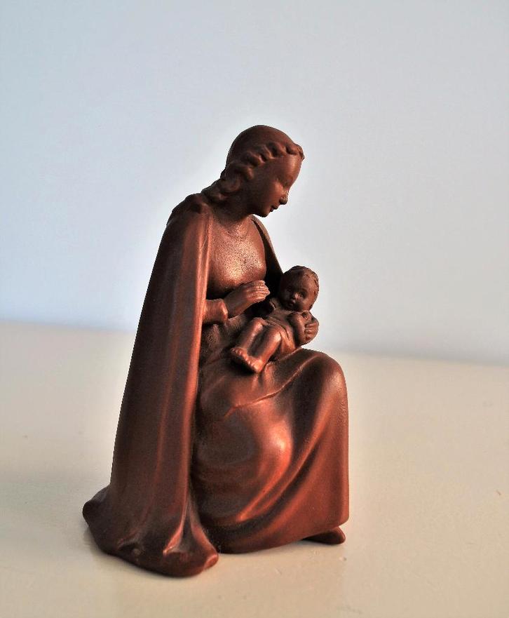 Vintage Beeldje Goebel Maria Madonna met Kind 11 cm, Verzamelen, Religie, Zo goed als nieuw, Beeld(je), Ophalen