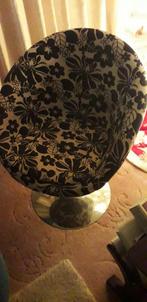 DRAAISTOEL., Huis en Inrichting, Fauteuils, Ophalen, Zo goed als nieuw