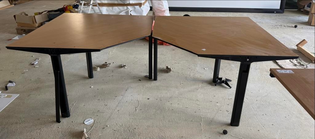 2 bureaus, Huis en Inrichting, Bureaus, Ophalen, Gebruikt