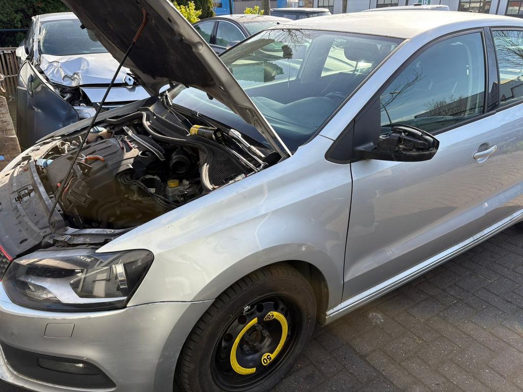 Volkswagen Polo 1.2 TDI 75PK 5D Bluemotion 2011 Grijs, Auto's, Volkswagen, Voorwielaandrijving, 74 pk, 1199 cc, Origineel Nederlands