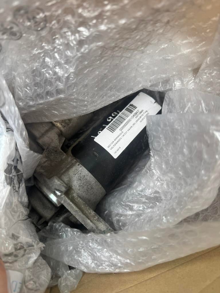 Startmotor VW Caddy III – Onderdeelnummer 1040947, Auto-onderdelen, Ophalen of Verzenden, Nieuw