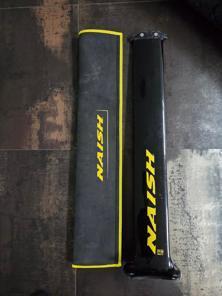 NAISH 85cm foil mast carbon 35 wingfoil s27 2023, Watersport en Boten, Wingsurfen, Ophalen of Verzenden, Zo goed als nieuw, Wingsurf-onderdelen