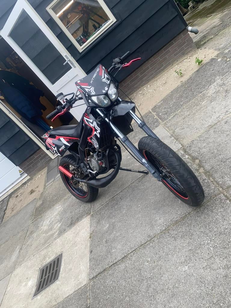 Derbi senda xtreme, Fietsen en Brommers, Brommers | Derbi, Ophalen of Verzenden, Zo goed als nieuw