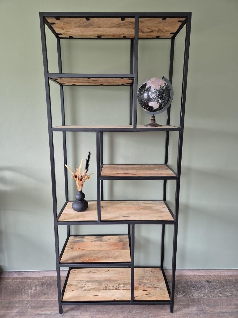 Prachtige kast Leenbakker voor een verlichtte prijs!!!, Huis en Inrichting, Kasten | Kledingkasten, 50 tot 100 cm, Zo goed als nieuw