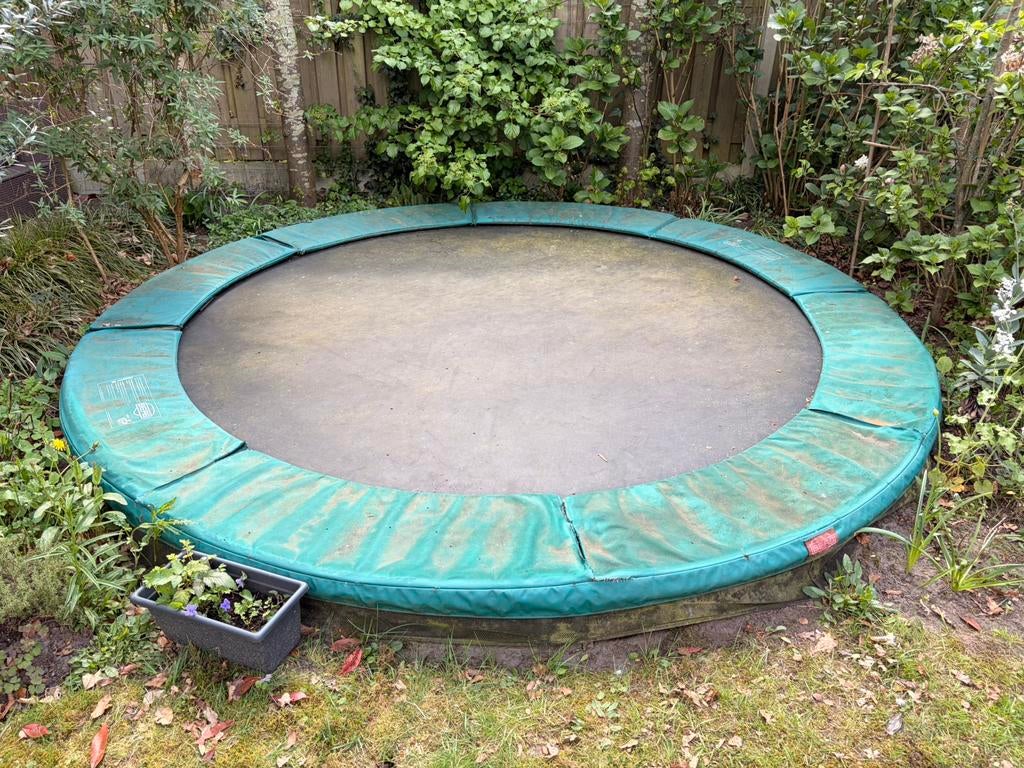 Berg inground 330 trampoline, Kinderen en Baby's, Speelgoed | Buiten | Trampolines, Gebruikt, Ophalen