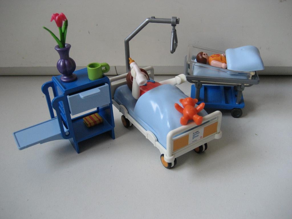 playmobil kraamkamer met moeder en baby, Ophalen of Verzenden, Zo goed als nieuw