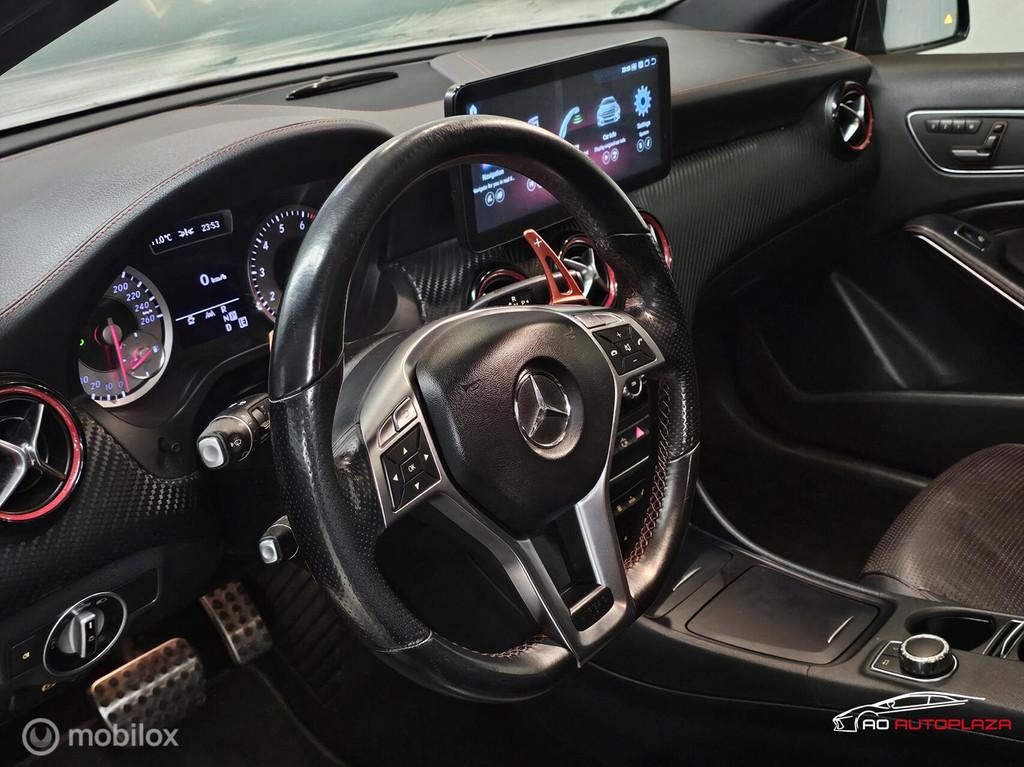 Mercedes A-klasse 250 AMG Panorama/Harman Kardon/Memory/Carp, 730 kg, Euro 6, 4 cilinders, Lichtsensor