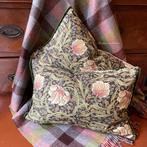 Engelse SET kussens William Morris Pimpernel/Stripe, Westdijk 41 3241 GT Middelharnis, Overige kleuren, Ophalen of Verzenden, Info@hetlijstjevanbrocante.nl