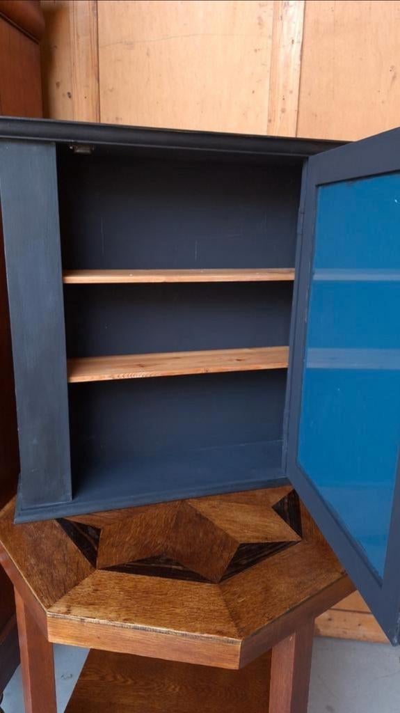 Zwart vintage spiegelkast, spiegel kast met 2 schappen, Ophalen, Minder dan 50 cm, Gebruikt, Vintage