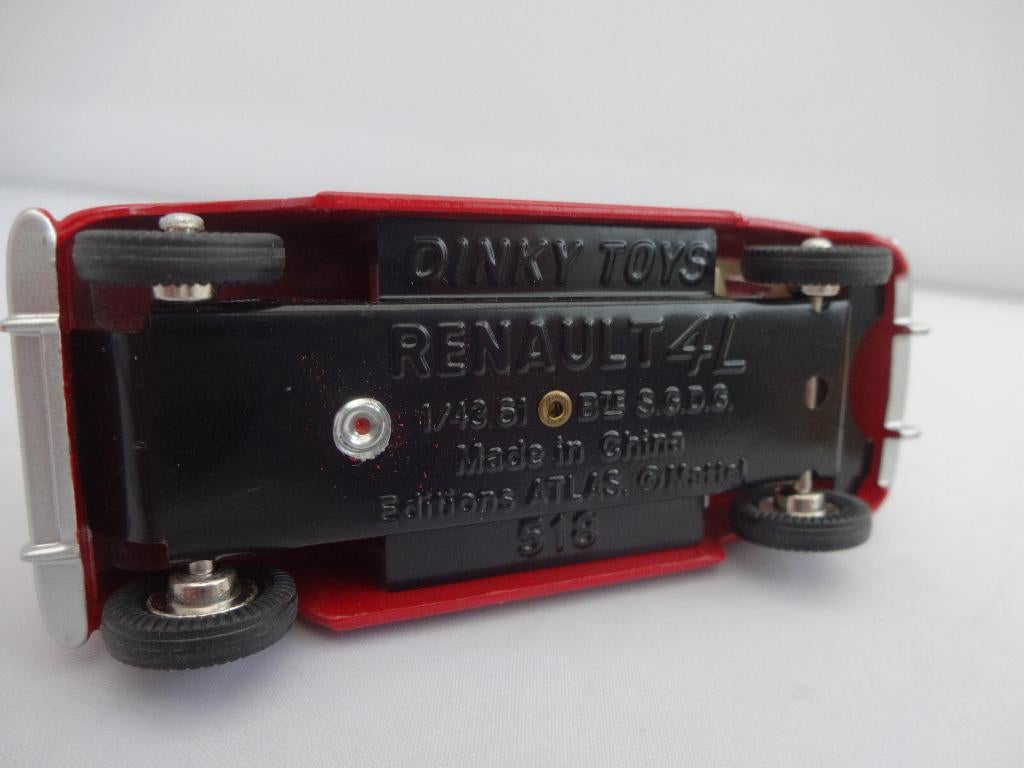 Coffret Dinky Atlas Renault 4 De Légende 518 - Pompiers Et Postes