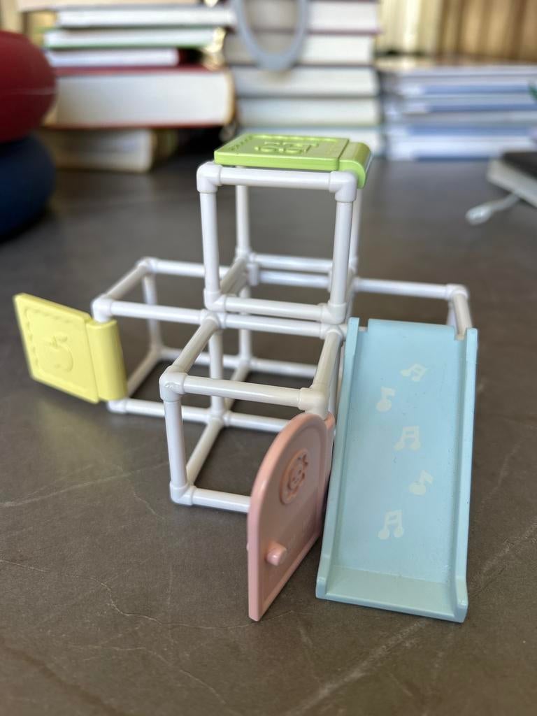 Sylvanian Families -speelset met glijbaan en deurtjes, Ophalen of Verzenden, Zo goed als nieuw, Overige merken
