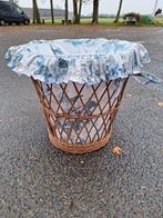 rieten mand, rond model, Huis en Inrichting, Woonaccessoires | Schalen en Manden, Ophalen, Mand, Rond, Zo goed als nieuw