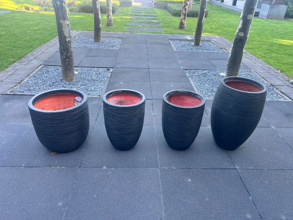 Set van 4 Capi Intratuin bloempotten, Tuin en Terras, Bloempotten, Ophalen, Kunststof, 40 cm of meer, Rond