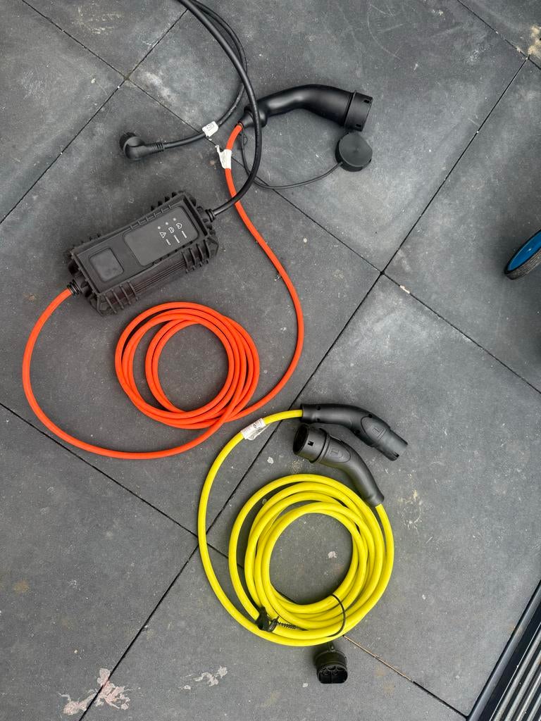 Laadkabel Set Elektrische Auto - Stopcontact & Laadpaal, Ophalen of Verzenden, Gebruikt, Universele onderdelen