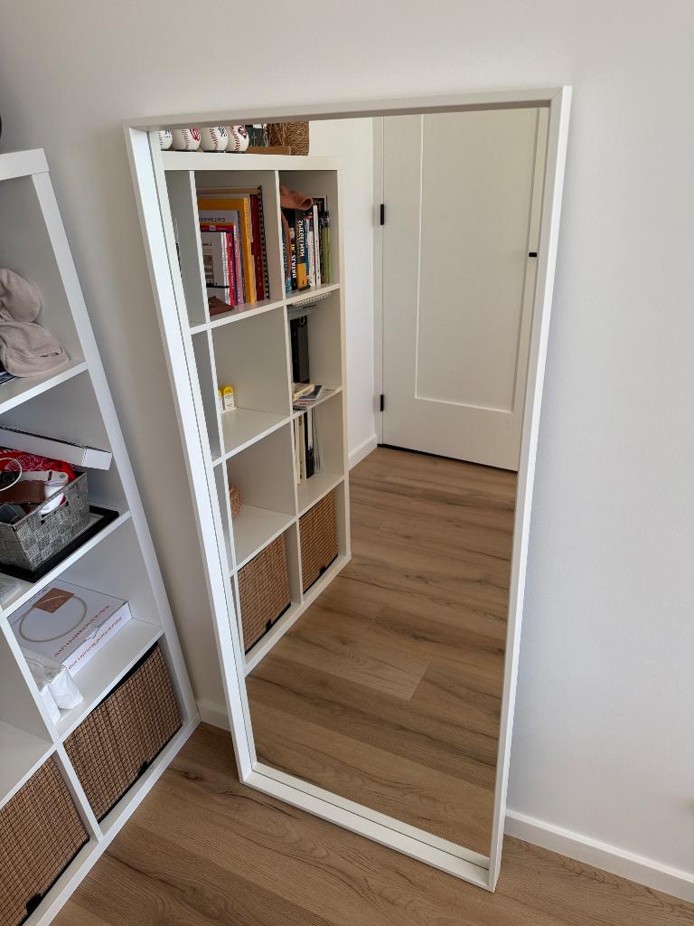 Spiegel ikea NISSEDAL, Huis en Inrichting, Woonaccessoires | Spiegels, Ophalen, Minder dan 50 cm, 100 tot 150 cm, Nieuw