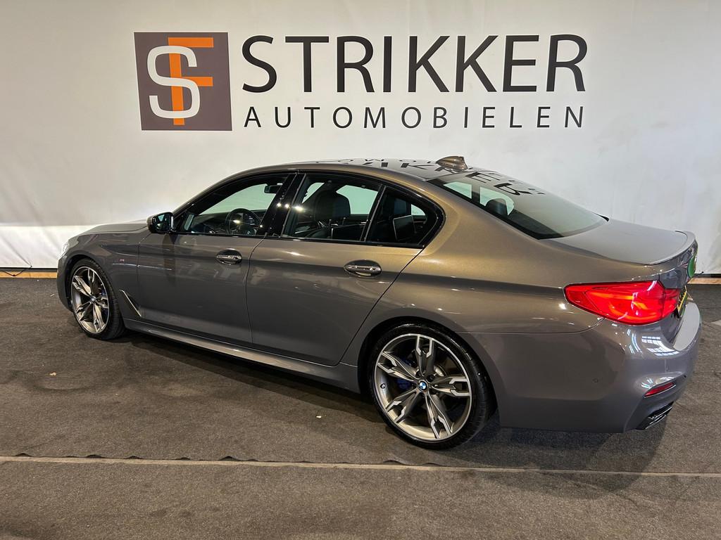 BMW 5-serie M550i xDrive High Executive, Auto's, BMW, Automaat, Gebruikt, 2000 kg, 4395 cc