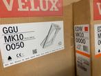 NIEUW KUNSTOF VELUX DAKRAAM GGU MK10 MET GOOTSTUKKEN, Ophalen, Minder dan 80 cm, 80 tot 120 cm, Zo goed als nieuw