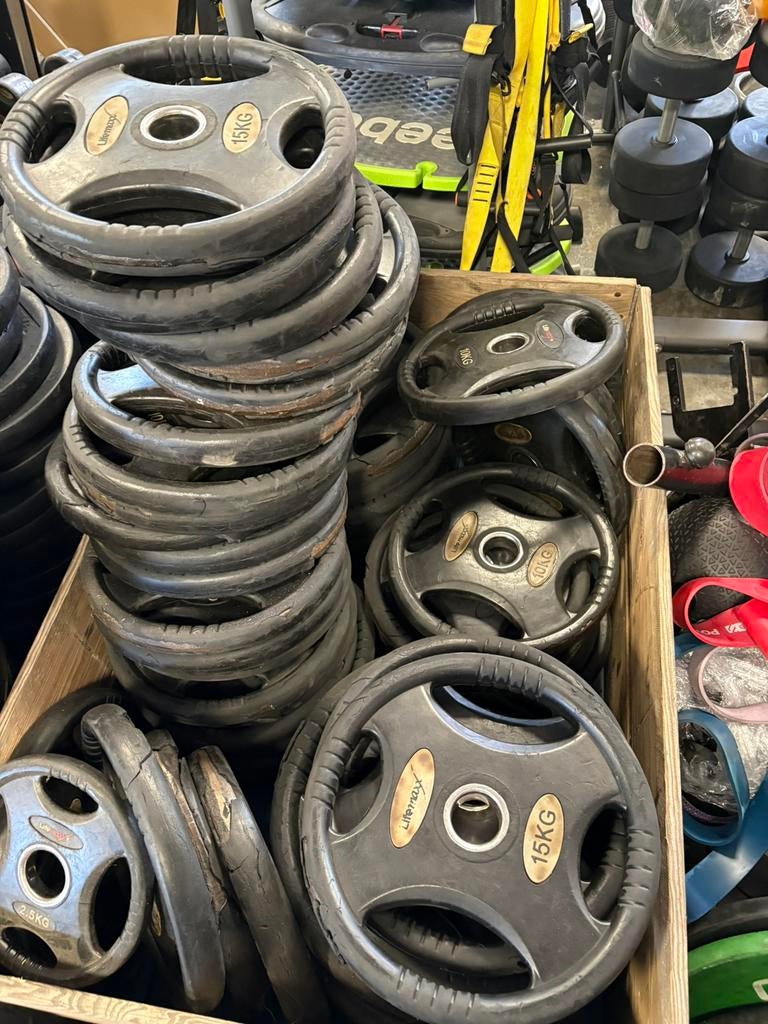 675 kg olympische halter schijven lifemaxx, Sport en Fitness, Fitnessmaterialen, Halterschijven, Olympische halter schijven, Gebruikt